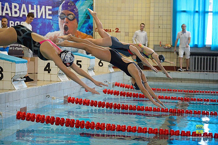 Турнир по плаванию собрал в Оренбурге более 300 спортсменов