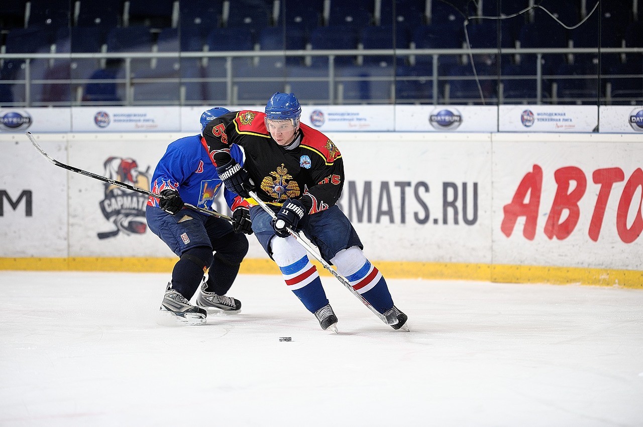 Чемпионат города Оренбурга по хоккею