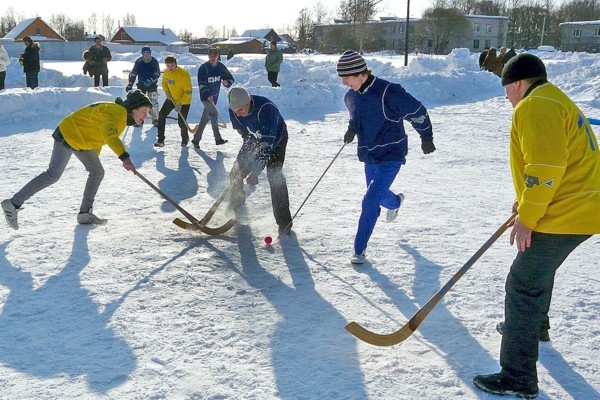 Итоги турнира по хоккею с мячом на снегу