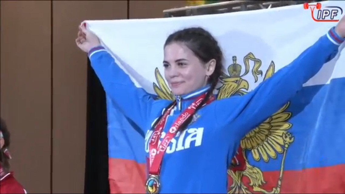 Елена Борисова стала победительницей Первенства мира по пауэрлифтингу среди юниорок!