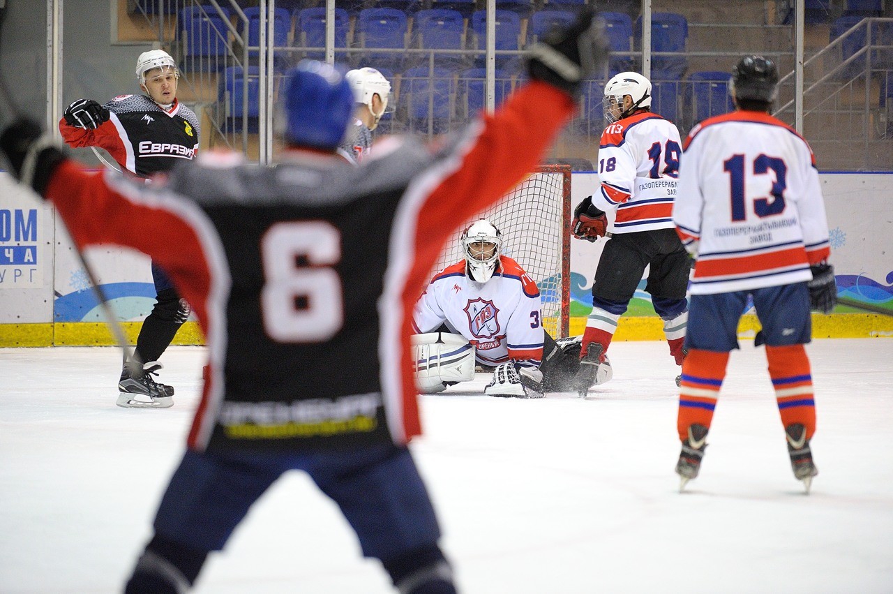 Чемпионат города Оренбурга по хоккею с шайбой