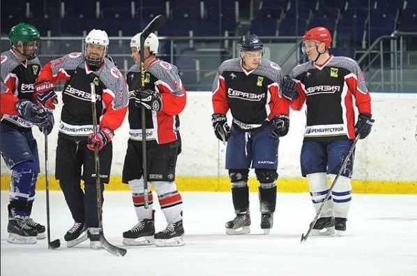 Чемпионата города Оренбурга по хоккею с шайбой