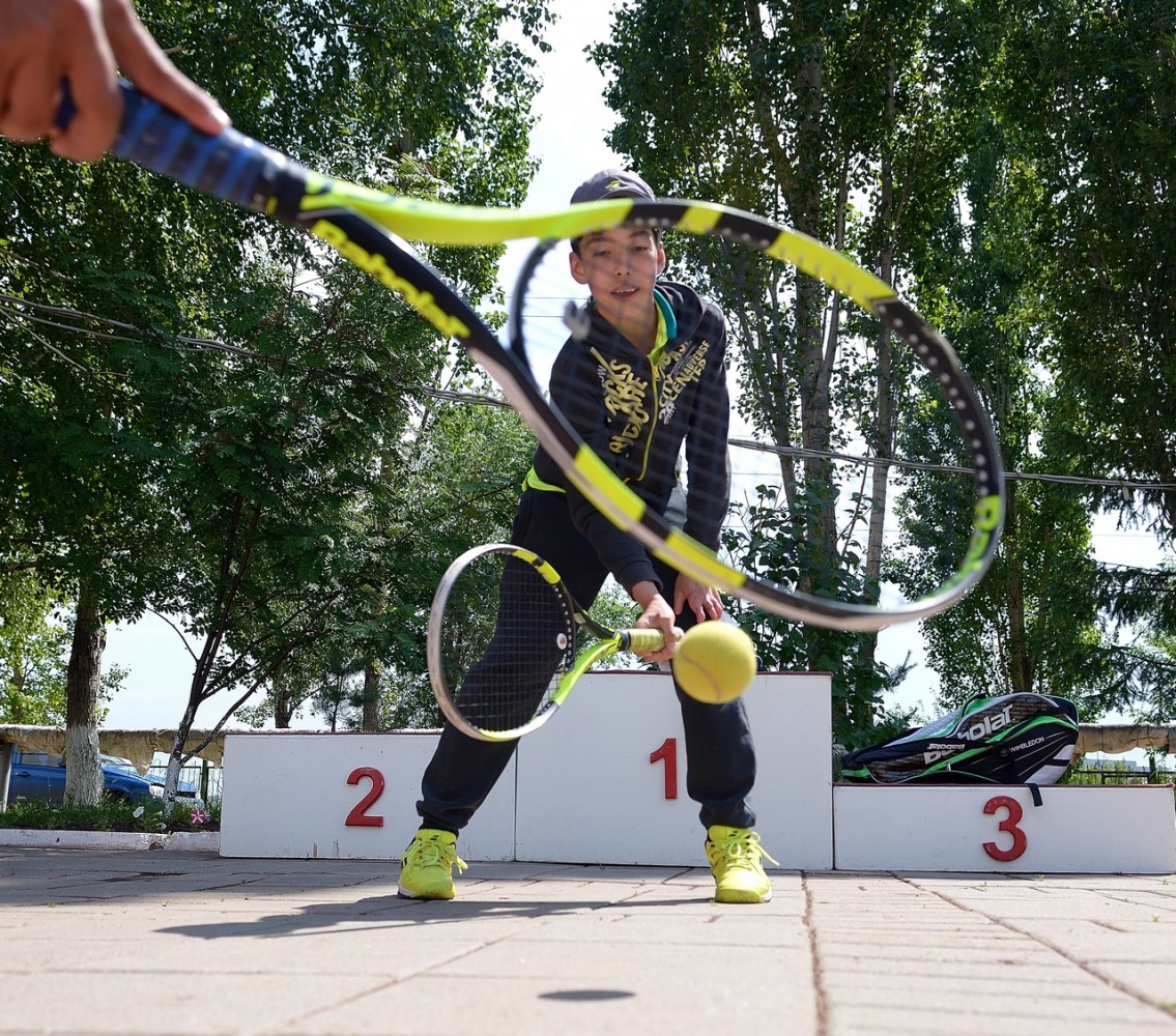 Первенство города по теннису на призы «АСТ – Моторс»