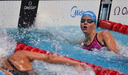 Каменева завоевала бронзу на этапе Кубка мира по плаванию