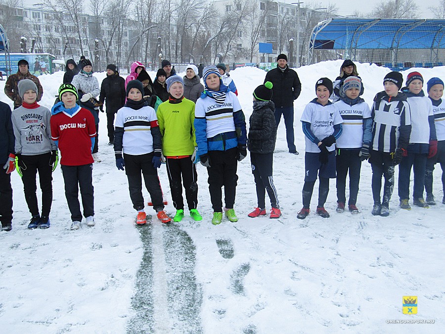 Зимнее первенство города Оренбурга по футболу