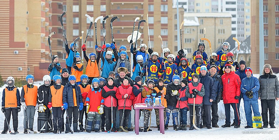 Первенство города Оренбурга по хоккею с мячом на снегу
