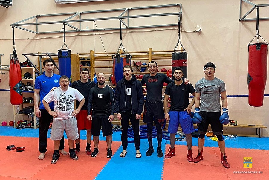 Боксёры Оренбургской области готовятся к чемпионату России по боксу среди студентов