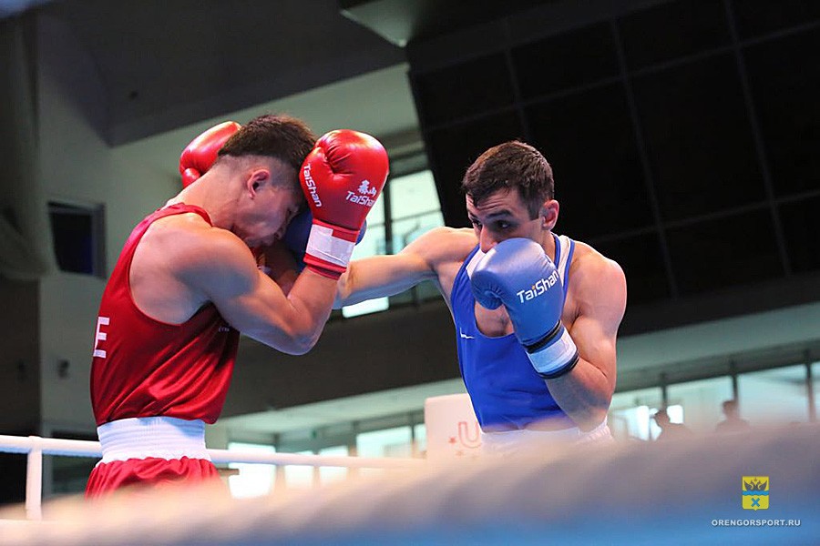 Габил Мамедов вышел в 1/8 финала на Европейском квалификационном турнире по боксу в Лондоне