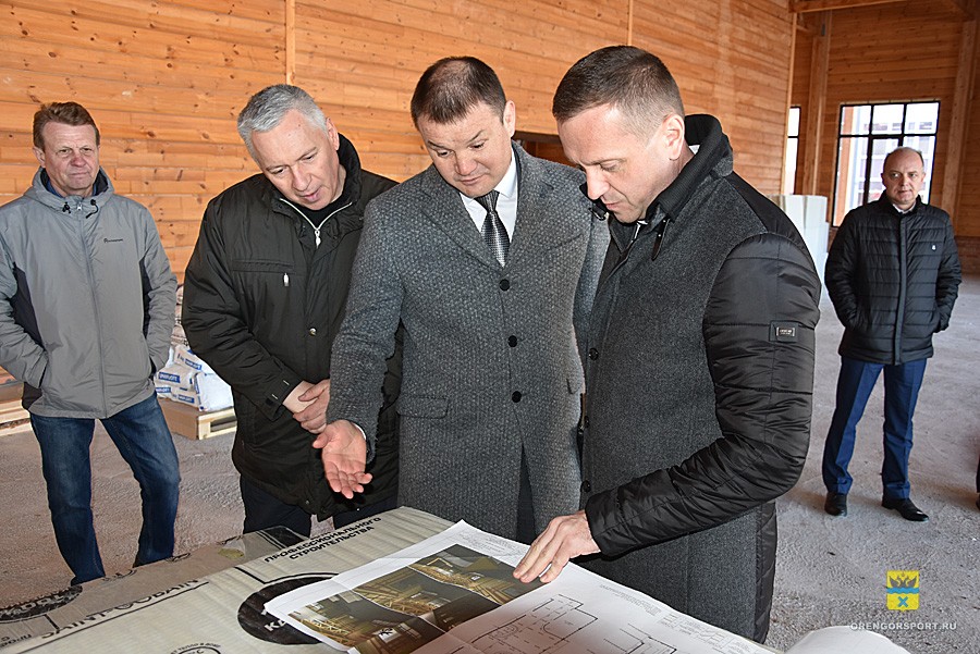 Сегодня строительную площадку Центра восточных единоборств с рабочим визитом посетил Владимир Ильиных
