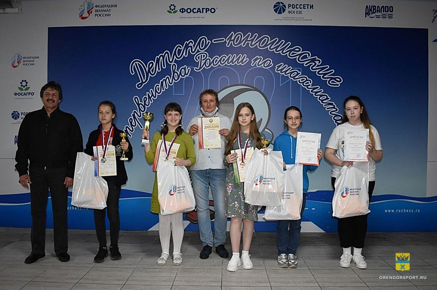 Две медали первенства России по шахматам